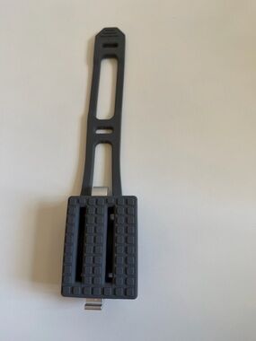 Universal Silicone Strap Mount in Dark Gray